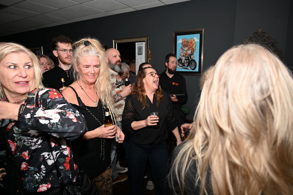 ../Images/10 jaar Ro's Barbershop 073.jpg